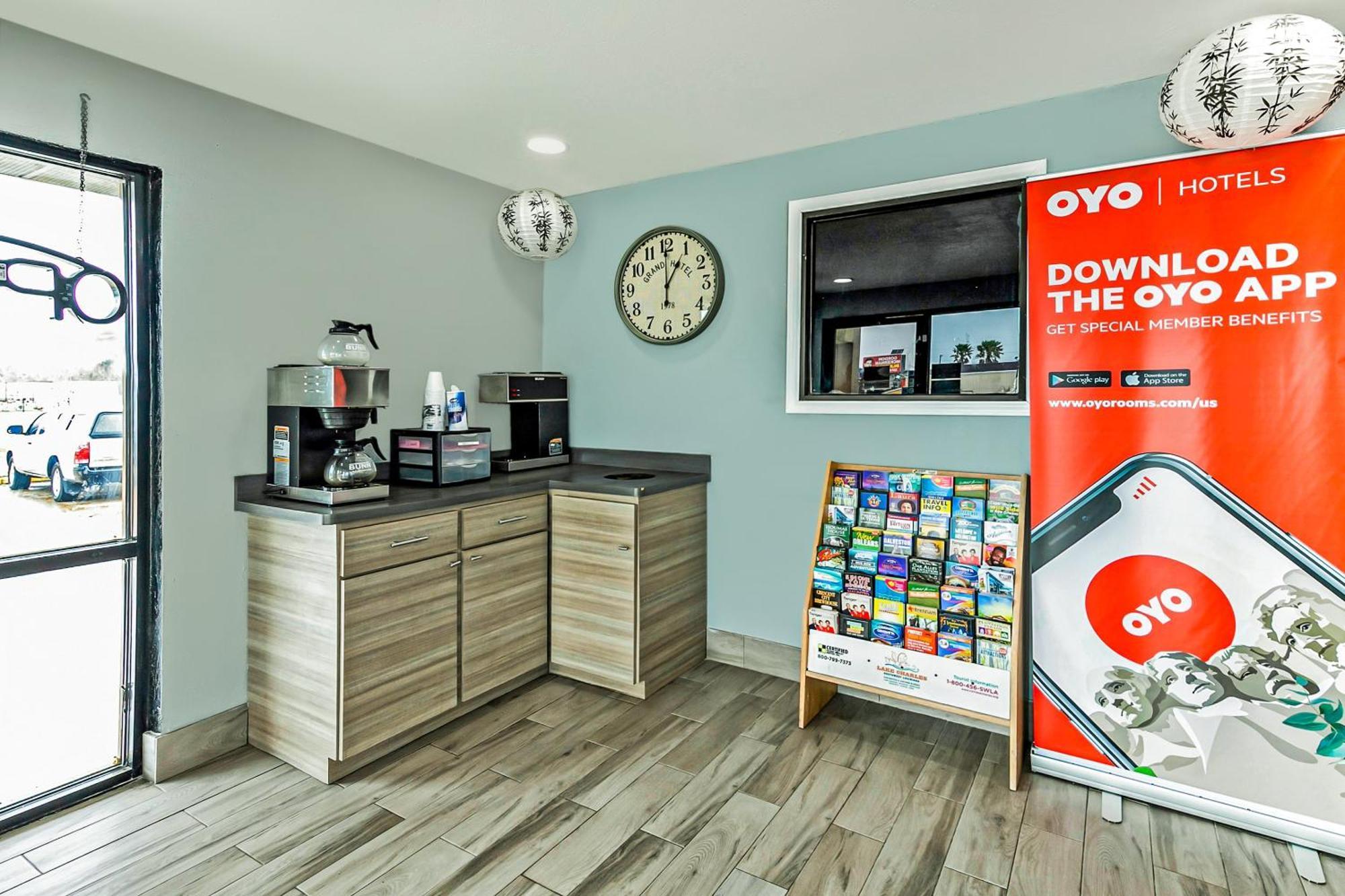 Oyo Hotel Lake Charles Hwy 10 Esterno foto